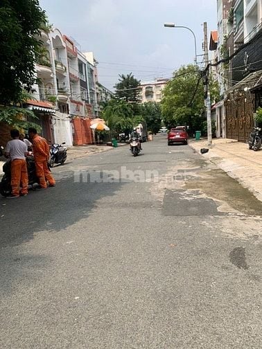 Hẻm 8m đường 449 Sư Vạn Hạnh, P12, Q10. 