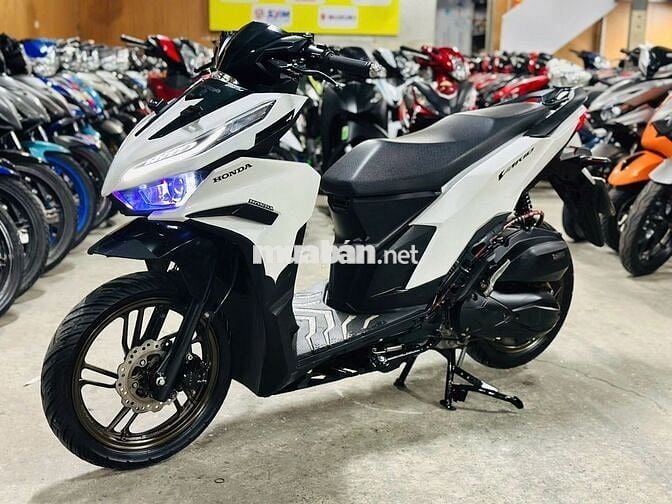 XE MÁYTHANH TÙNG_VARIO 125 TRẮNG NHẬP THÁI MÁY ZIN