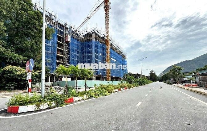 ĐẤT MẶT TIỀN TRƯỜNG CHINH TRUNG TÂM PHỐ PHƯỜNG PHÚ MỸ