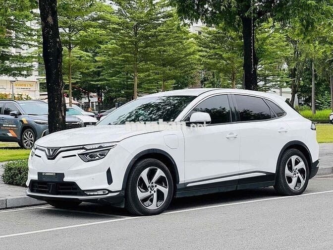 VF8 Eco Pin Catl 2023 áp TX ĐĐ