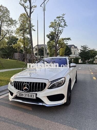 Mercedes Benz C 2015 C300 AMG - 120000 km