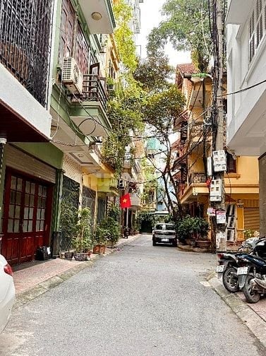 Bán nhà phân lô ngõ 230 Lạc Trung 78m2*8T,oto tránh,MT:5.4m,KD,29.8tỷ.