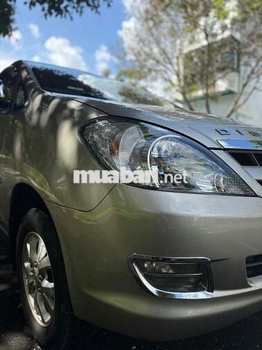 Toyota Innova 2006 G - 239000 km