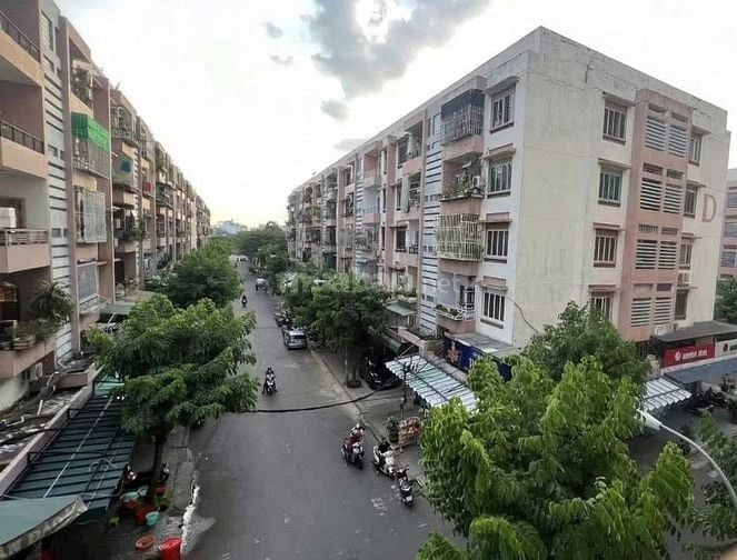 Chung cư tầng trệt Sơn Kỳ Diện tich sàn 90m2 Hiện trạng 3 PN 