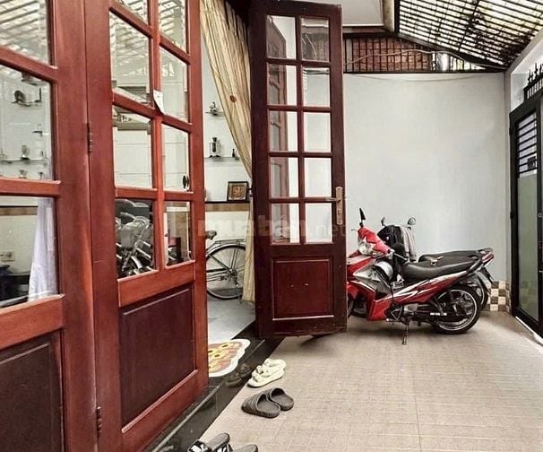 NHÀ ĐẸP TRUNG TÂM - HIẾM CÓ - GIÁ 2,84 TỶ - LÊ TẤN QUỐC - TÂN BÌNH 