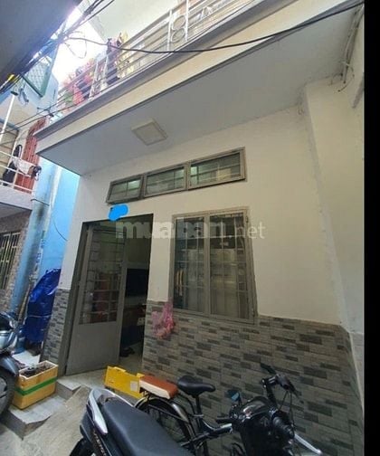 Bán nhà chỉ 3,2 tỷ Trần Hưng Đạo P1 Q5 dt 3,7x5m 3 tầng hẻm đẹp.