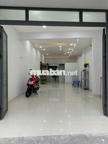 Mặt bằng, 48m2, mặt tiền đường Phạm Văn Bạch, quận Tân Bình