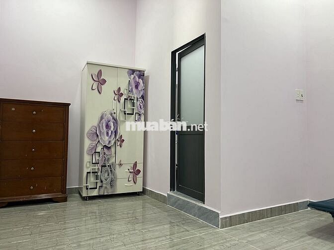 Phòng đẹp 16m2, WC riêng, bếp riêng, máy lạnh, gần Gigamall