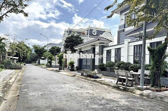 ĐẤT ATA PHÚ MỸ - ĐỐI DIỆN KHU BIỆT THỰ