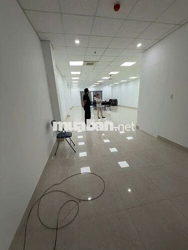 Cho thuê văn phòng Phổ Quang Tân Bình - sàn 150m² giá chỉ 30tr/tháng
