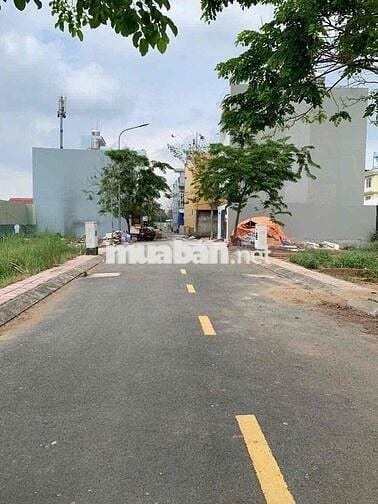 Bán đất vị trí trung tâm Tân Túc