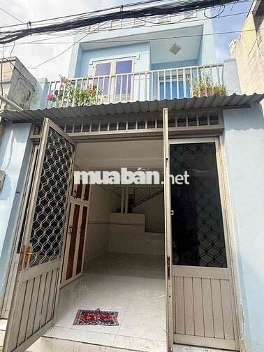 Nhà đẹp cho thuê 2 tầng 3 phòng ngủ hẻm 5m sát chợ