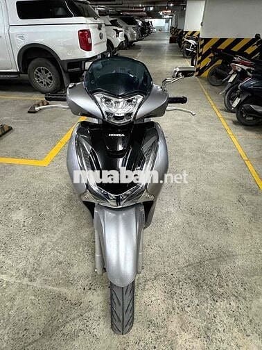SH150i 2019 ABS Chính chủ cần ra đi - Màu bạc