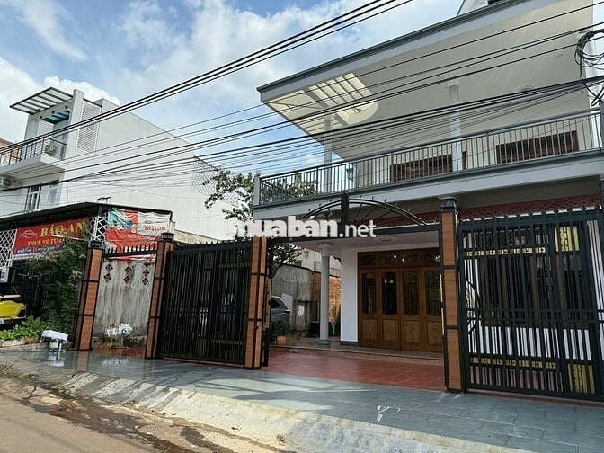 Bán biệt thự mặt Tiền Trần Phú TP BMT, Dt:210m2 SHR Sang Tên. Giá 12Tx