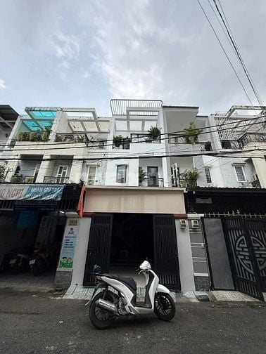 Nhà HXH KDC đường Tô Ngọc Vân - Giá Tốt 