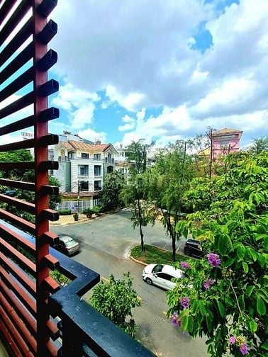 Cho thuê căn hộ nhà riêng 100m2, 2PN, 2NT