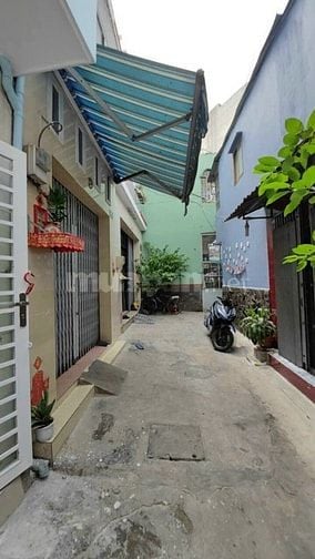 Nhà cho thuê bình thới sát cong an quẳn 11