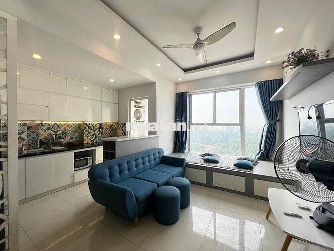 Cho thuê căn góc view QK7 2PN.2WC tầng cao The Botanica