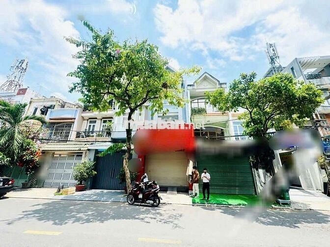 Nhà Mặt tiền mới đẹp  thích hợp làm VPCT, KD shop... Gia đình ở