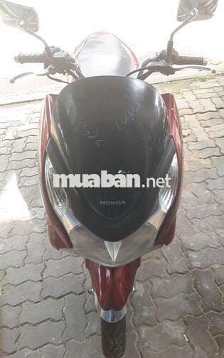 Honda PCX màu Đỏ