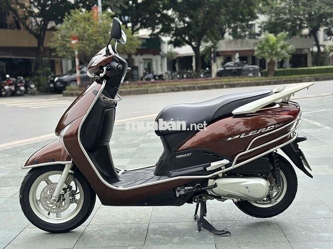Honda lead fi 110- 2k13 đời chót vành cong