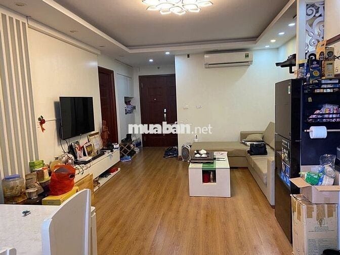 Cho thuê căn hộ 76m2 2 ngủ full đồ đẹp tại 219 Trung Kính giá 15tr/th