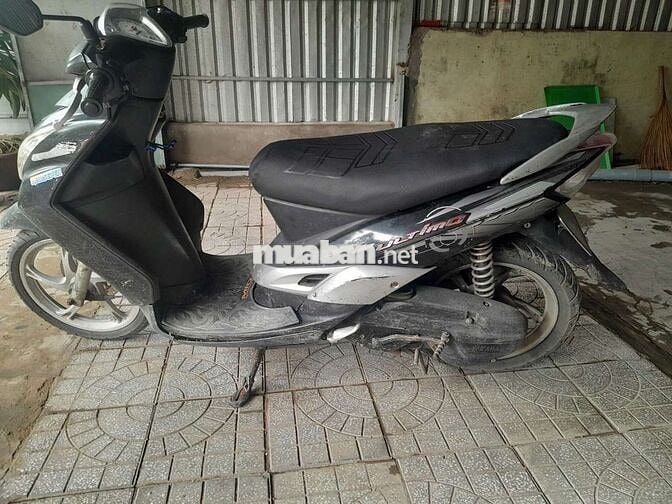 Xe gia đình đang chạy máy zin im ru   mioutimo