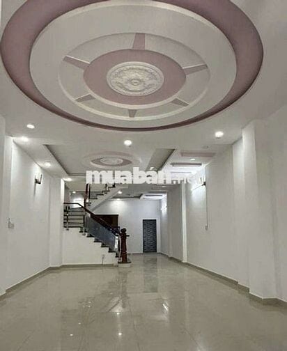 Cho thuê nhà 3 tầng đường 35 HBC 11,5tr/tháng