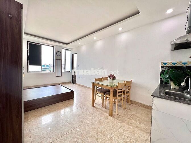 CCMN NGAY NGÃ TƯ TỐ HỮU - VẠN PHÚC, CẦU AM - Ô TÔ ĐỖ CỬA