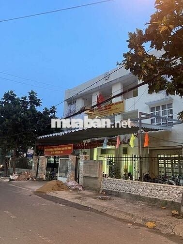 Nhà cũ trung tâm Q6 , oto thông , tiện xây mới , CXPLD