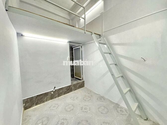 Khai Trương Phòng Gác Giá Rẻ Gần Vạn Hạnh Mall