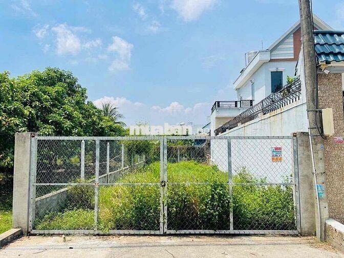 BÁN ĐẤT NGỘP 173m2 NGANG 6M CÓ BỜ RÀO SHR THỔ CƯ GIÁ 580 TRIỆU CÒN TL