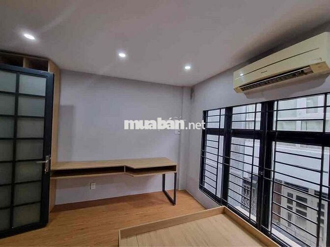 nhà nguyên căn emart phan van tri