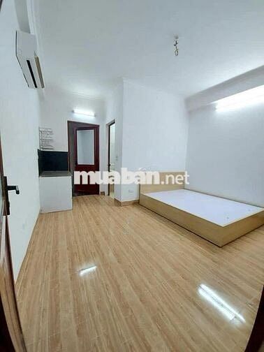 phòng khép kín đủ đồ tự do giá 2tr-2,6tr- 3,5tr tại 157 pháo đài láng