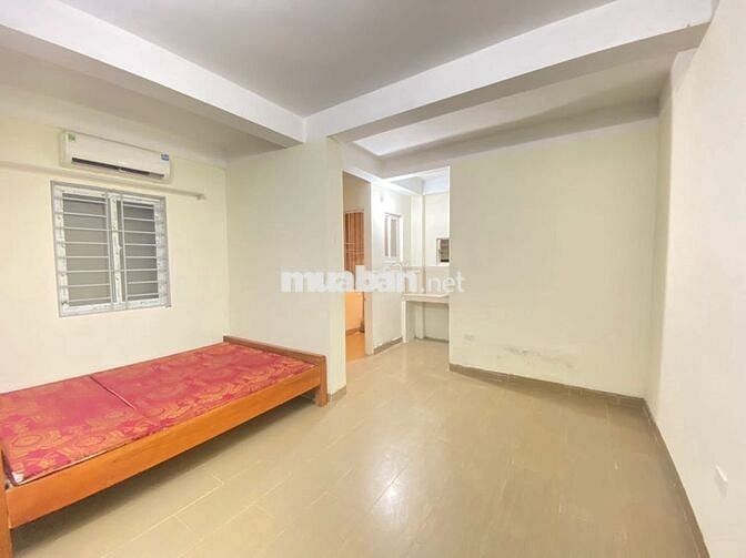 Cho thuê phòng Đh Luật, Ngoại giao