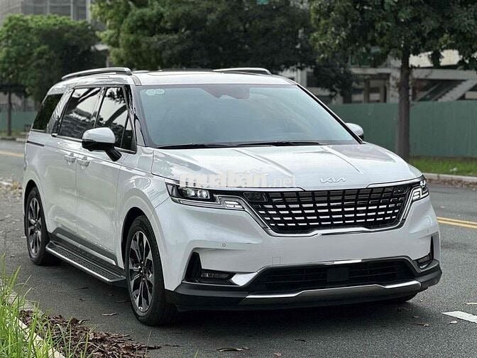 Lướt Kia Carnival 2022 Signature 2.2D - 48000 km