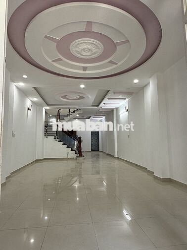 Cho thuê nhà nguyên căn mới sơn sửa, gần chợ Hiệp Bình,74m2, 3PN + 3WC