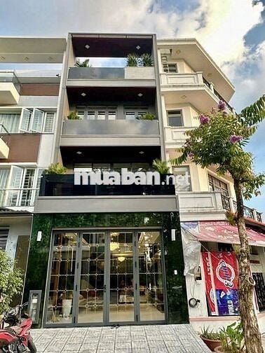 SIÊU HOT GIÁ RẺ - 30C Hoàng Hoa Thám, P12, TB- DT 4.5x20, 3 lầu