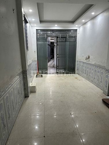 Cho thuê nhà ngõ 1081 Hồng Hà, gần Viện 108