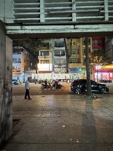 Cho thuê mặt bằng kinh doanh 32 m2 đường An Dương Vương quận 5