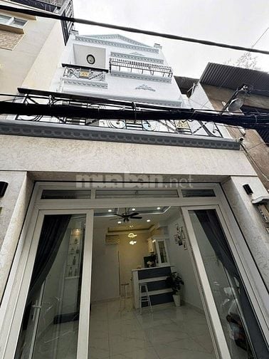 CHỦ CẦN TIỀN GẤP!! Cần bán nhà, Hai Bà Trưng, phường Võ Thị Sáu, Q3,