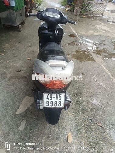 SYM Attila màu Bạc