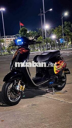 Hết đam mê cần ra đi em vespa sprint 150 2020