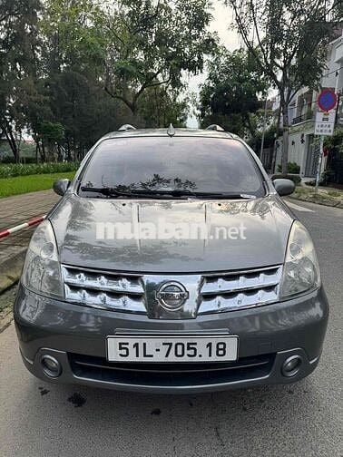 Nissan Grand livina 2011 1.8 MT - 117000 km