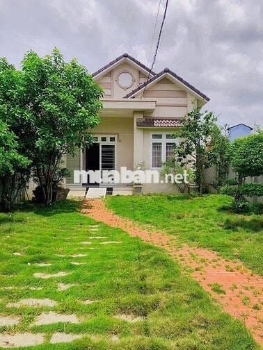 CHO THUÊ NHÀ VƯỜN FULL NỘI THẤT 3PN- HẺM XE HƠI GIÁ TỐT PHƯỚC THÁI