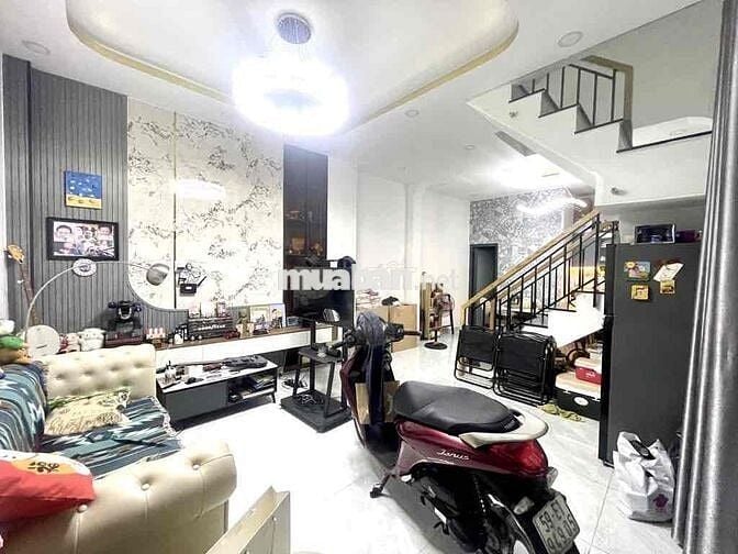 🔥 NHÀ NGANG 6M  HOÀNG HOA THÁM 4 TẦNG BTCT – HIẾM CÓ