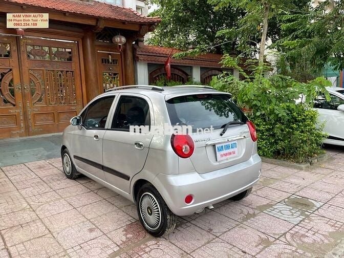 Chevrolet Spark 2011 số sàn 5 chỗ