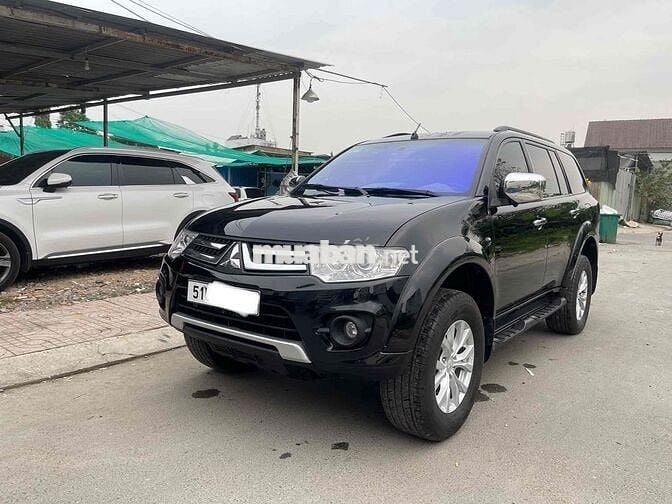 Mitsubishi Pajero Sport 2016 G 4x2 AT - 130000 km