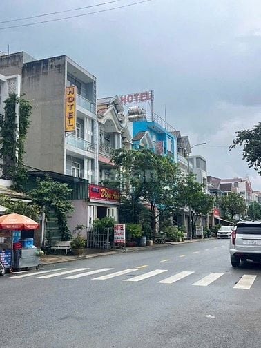 Đất đẹp ngay đường 494 Lê Văn Việt ngay khu trung tâm Quận 9, sổ riêng