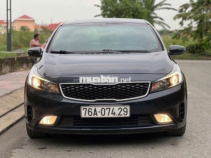 Kia Cerato 1.6 AT sedan 2017 mới 59.000 km quá đẹp
